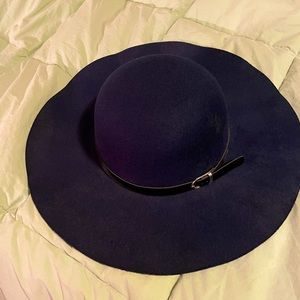 Men’s hat blue felt
